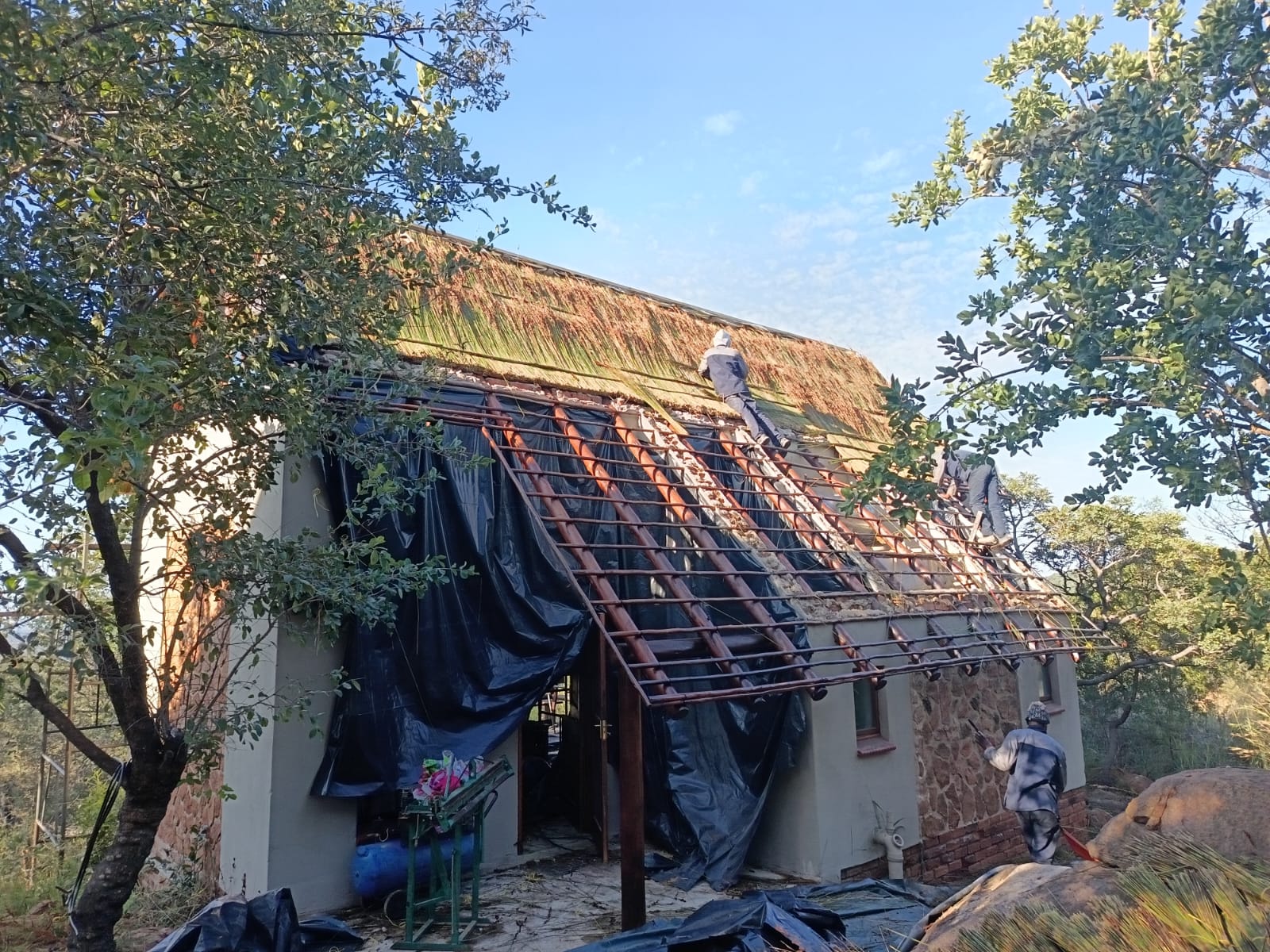 GR8 Thatch roofing project 22